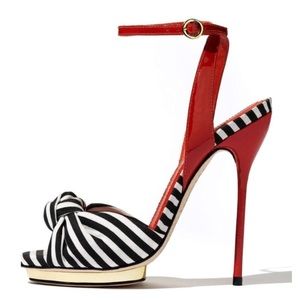 Alice and olivia Petra red and black heels NWOT